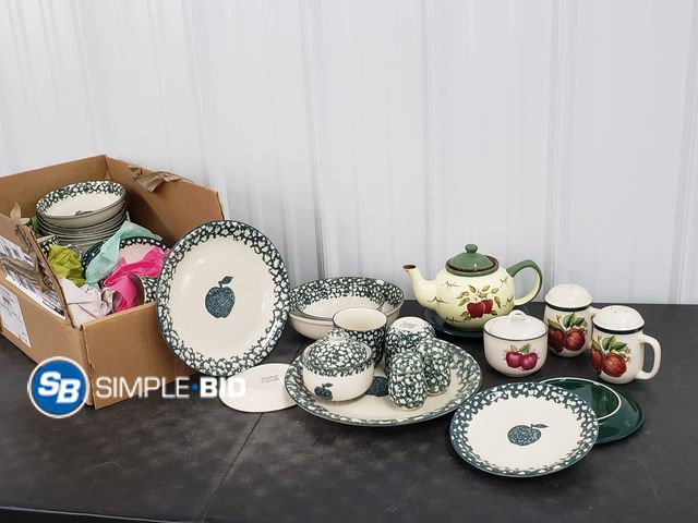 Lot 58-84065 - BOX Full of Folkcraft apple Dishes - in good condition