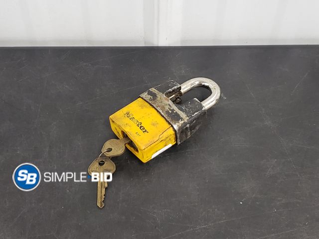 Lot 58-75107 - Master Lock Key Lock