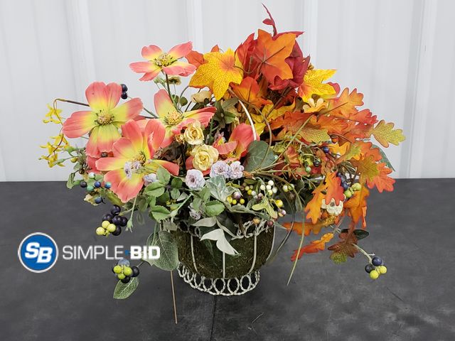 Lot 58-40064 - Floral Arangement