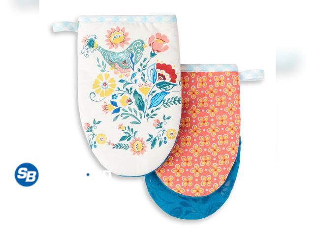 Lot 58-60793 - New The Pioneer Woman Mazie Cotton &amp; Polyester Mini Mitt Set, Multicolor, 5.5"W x 8"L, 2 Piece