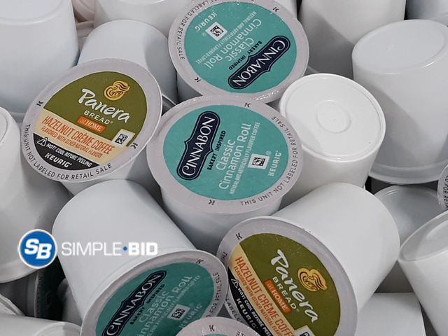 Lot 58-38771 - Lot of (50) Cinnabon Cinnamon Roll &amp; Panera Bread Hazelnut Creme K- Cups - Exp 6/21