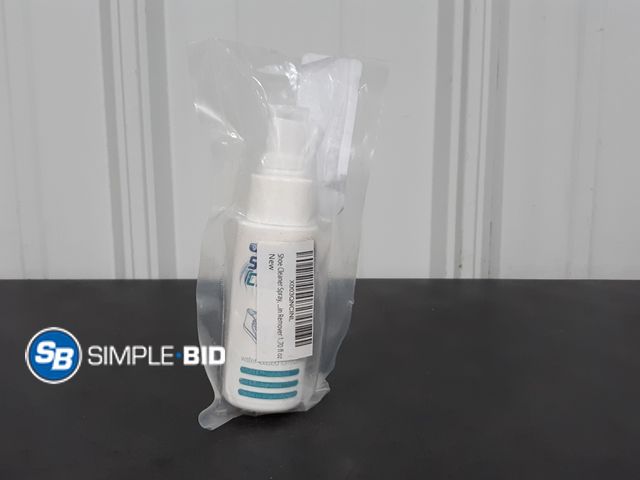 Lot 58-35099 - Sneaker Cleaner - 1.70 fl. oz.