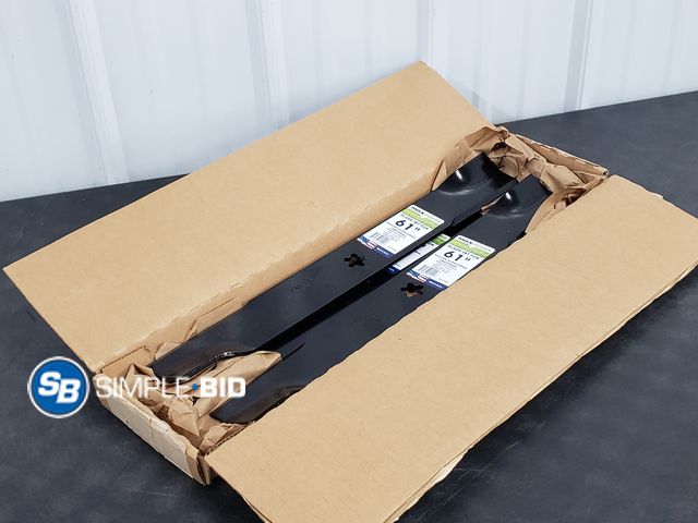 Lot 58-77908 - MaxPower 3 Blade Set 61" Husqvarna