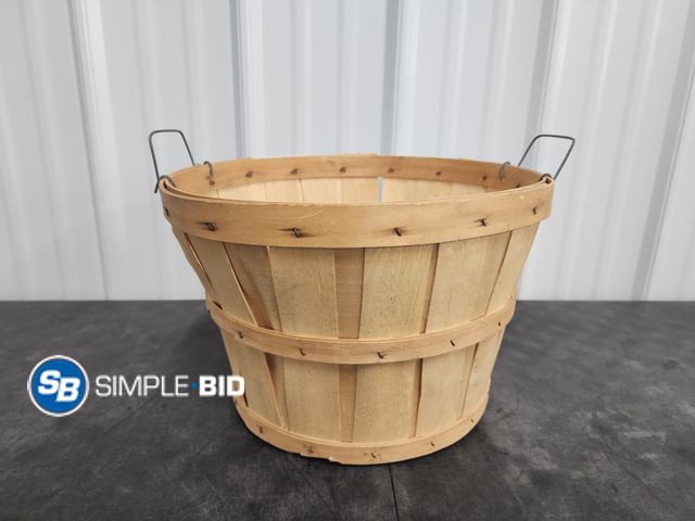 Lot 58-40269 - Wicker Basket - in good condition