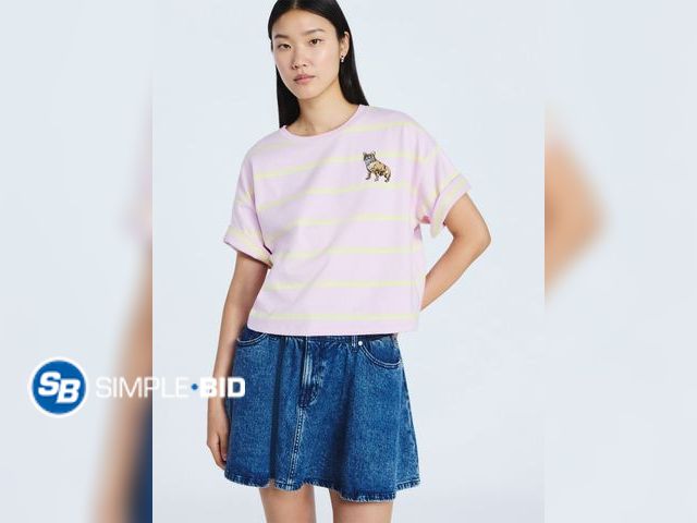 Lot 58-72175 - New Scoop Women’s and Women's Plus Cotton Cropped Tee with Short Sleeves, Size XS