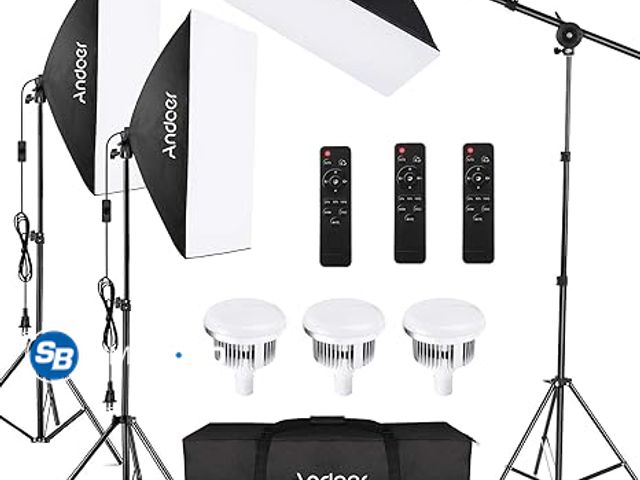 Lot 58-31710 - Andoer Softbox Photography Lighting Kit Professional Studio Equipment with 20"x28" Softbox, 2800-570...