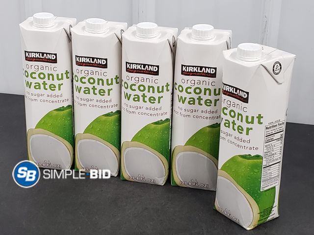 Lot 58-53965 - Kirkland Organic coconut Water - (5) 1 liters -  best by 8/26