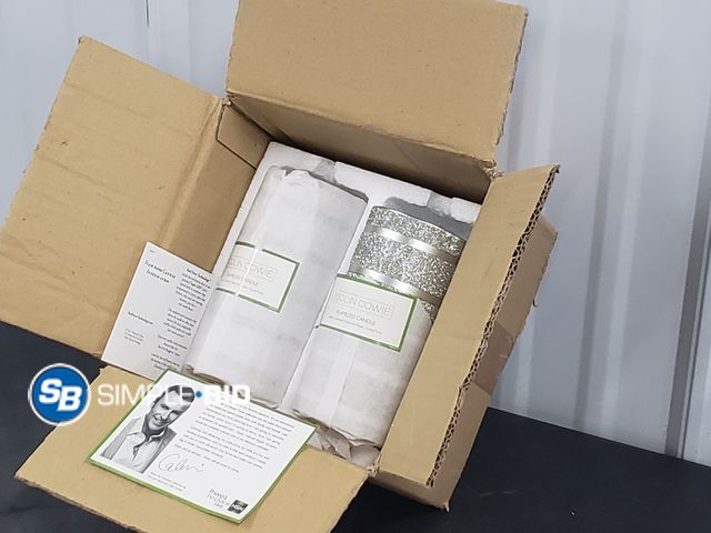 Lot 58-68590 - Set of (2)  Colin Cowie Flameless Candles - LED