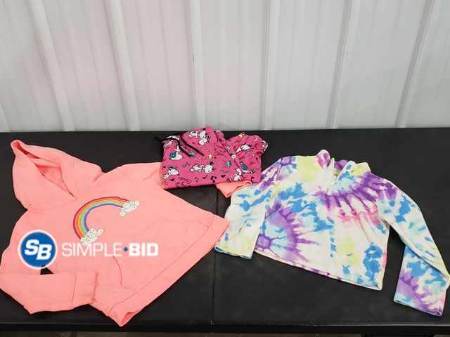 Lot 58-40548 - Lot of GIRLS clothing - SIZE S/M's - used but in good condition