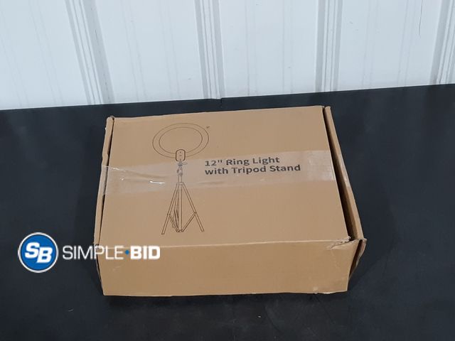 Lot 58-27067 - 12" Ring Light with Stand