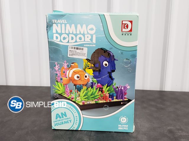 Lot 58-30912 - New travel nimmo dodori fish tank building set for adults nemo and dolly