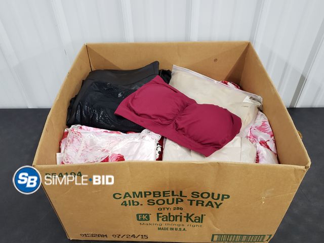 Lot 58-77826 - CLOTHING! Lot of Women's Clothing - variety of styles - Mostly 1xL/2XL - lightly worn to brand new