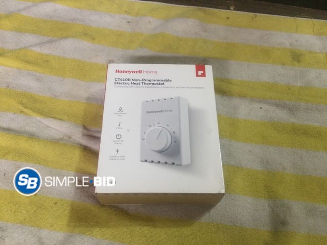 Lot 58-33997 - new in box HoneyWell Non-programmable electric heat thermostats