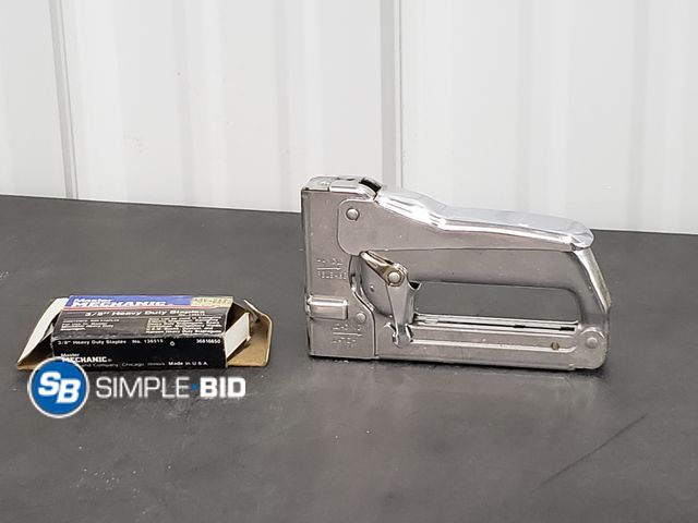 Lot 58-75662 - Master mechanic Stapler and Staples