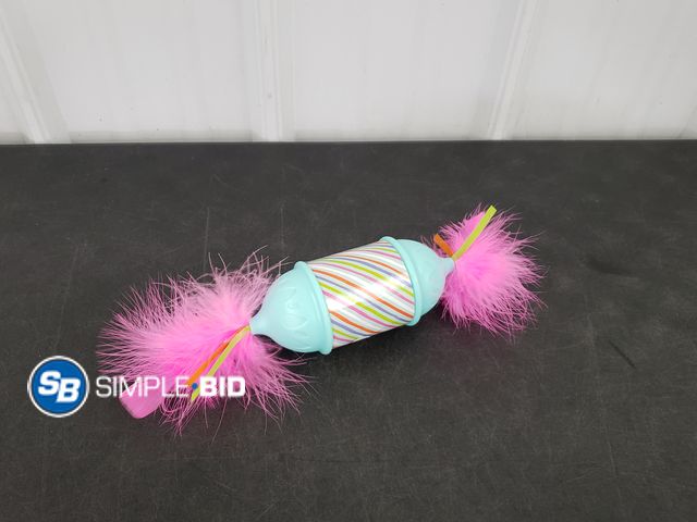 Lot 58-63759 - SmartyKat - Cat Toy
