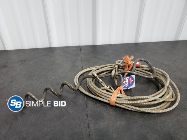 Lot 58-74195 - Dog Leash and Tie Down