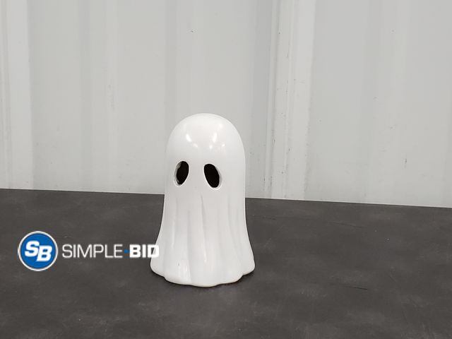 Lot 58-84028 - Mini GHOST Decor - super cute!
