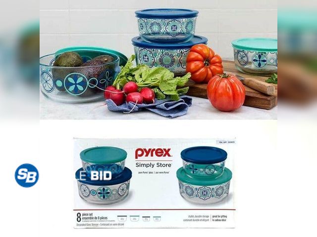 Lot 58-34746 - PYREX! simply Store 8 piece Glass Containers with lids - (1) small bowl does not have a lid