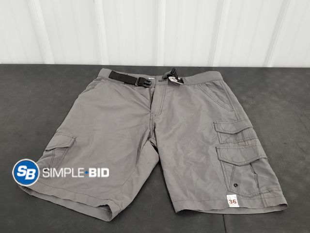 Lot 58-77339 - New Men's Iron and Co Shorts - SIZE 36
