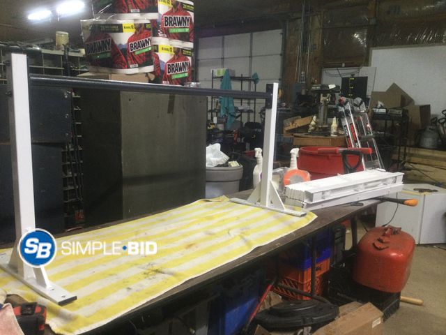 Lot 58-37962 - Wall Mounted Pull up Bar