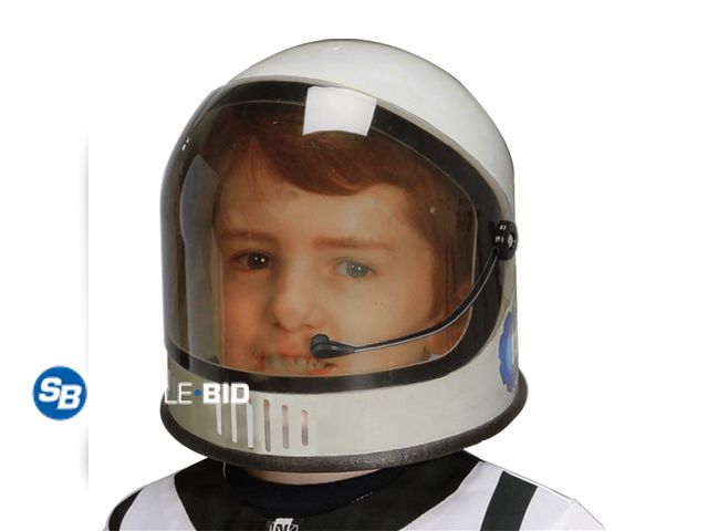 Lot 58-32852 - New Aeromax Silver Astronaut Helmet Costume Accessory