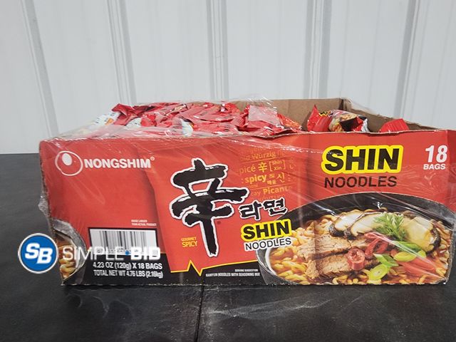 Lot 58-26038 - SHIN Noodles - 17 individually packaged - unopened