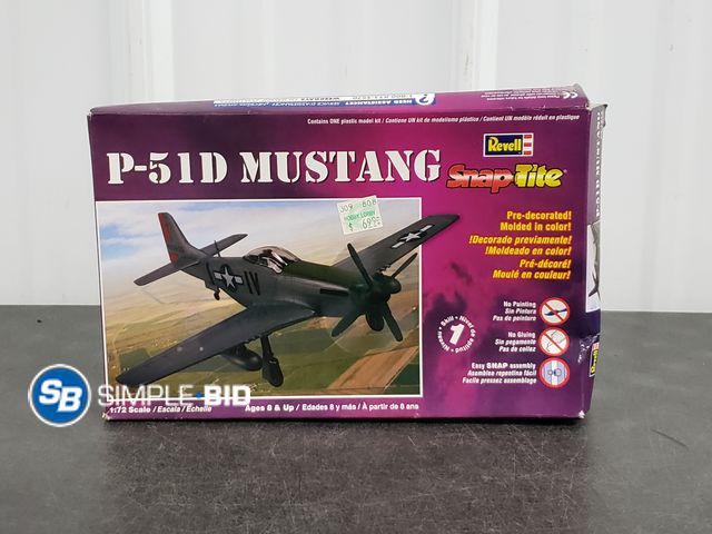 Lot 58-74204 - P-51D Mustang Snap Tite Revell Model