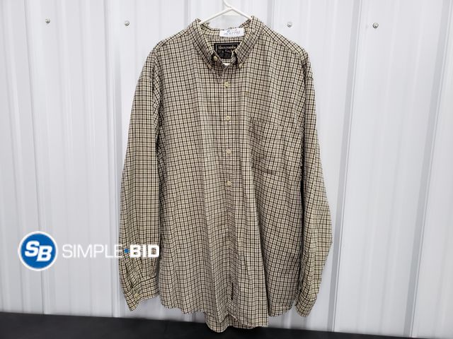 Lot 58-67792 - MEN'S Abercrombie and Fitch Button Down Shirt - SIZE XL - lightly used but in good condition