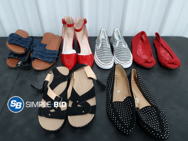 Lot 58-59327 - SHOES! Lot of Women Shoes variety of styles and sizes - unworn