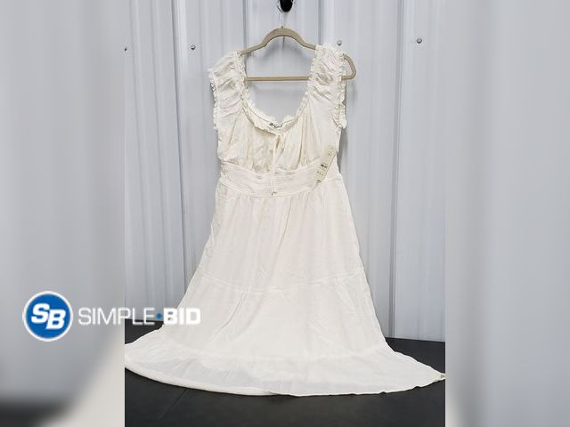 Lot 58-72308 - New Women's No Boundaries Puff Sleeve Midi Dress, Size XL Color-Winter White