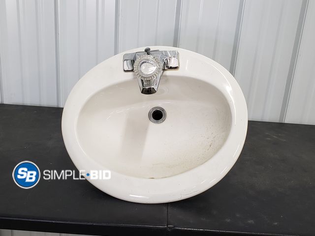 Lot 58-71863 - Moen Round Bathroom Sink with Single Faucet with plumbing - 19.5" x 16.5"
