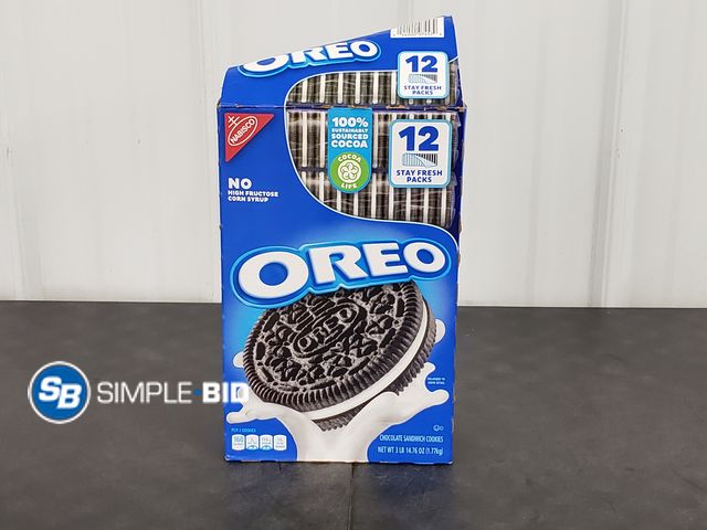 Lot 58-77412 - Oreo Chocolate Sandwich Cookies (12 Stay Fresh Packs 62.76 Ounce) - unopened - expired