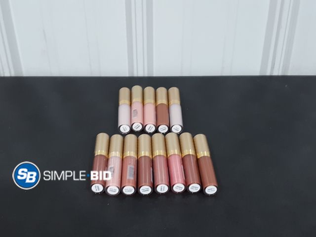 Lot 58-27190 - MAKEUP! Lot of (13) New Joah Wat-a-matte Matte Liquid Lipstick - various colors