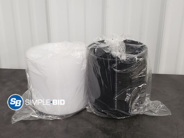 Lot 58-41482 - Lot of (50) New Microwaveable Food Container and lid Sets