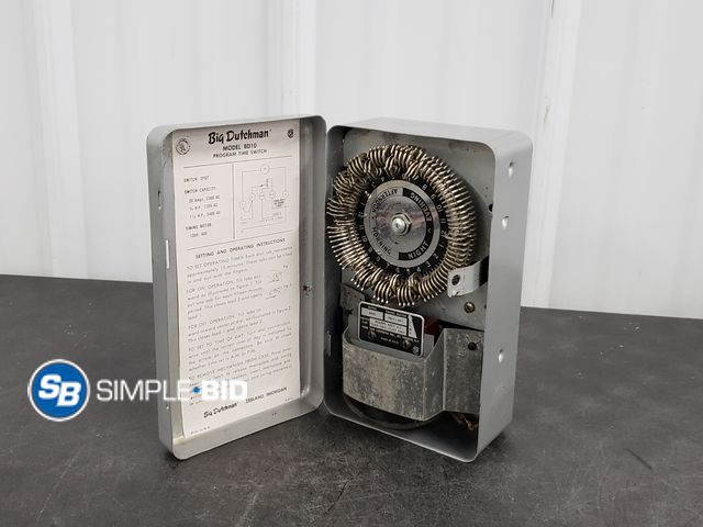 Lot 58-50961 - Big Dutchman  Model BD10 Program Time Switch