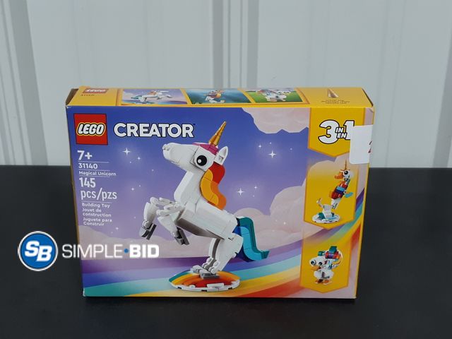 Lot 58-28512 - LEGO! Creator Magical unicorn 145 pieces - open box - appears unused