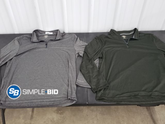 Lot 58-77326 - Lot of (2) Men's Lightweight pull overs - G.H. bass and Co - SIZE XL - lightly used in good conditio...