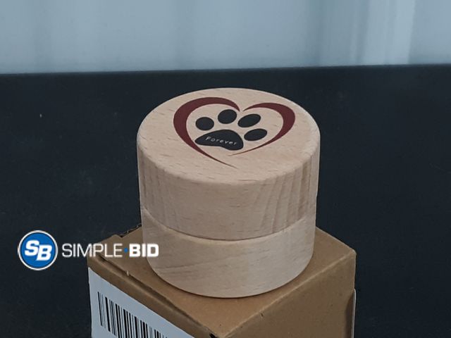 Lot 58-36435 - New Dog Memorial Keepsake Box, Wooden Pet Urns Memorial Gifts for Loss of Dog Cat Hair Ashes Contain...