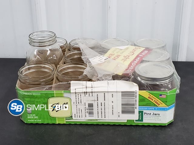 Lot 58-74191 - Lot of (11) Mason Jars - Some have Lids
