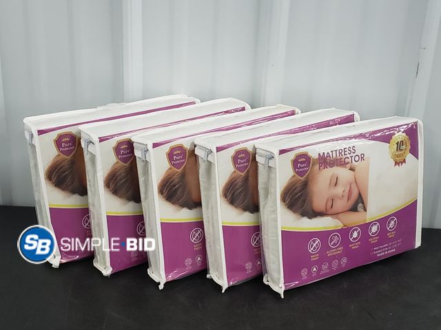 Lot 58-41345 - Lot of (5) New Standard Crib Mattress Protectors - 52" x 28" X 9"