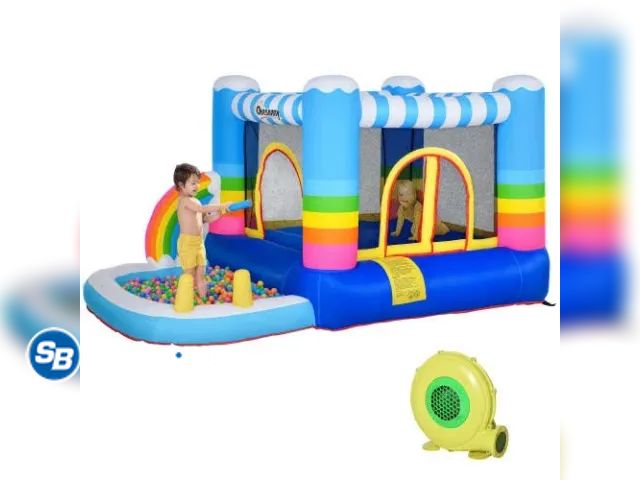 Lot 58-50510 - Outsunny Bounce Water Castle - Pic may not be Exact unit. - No Blower included