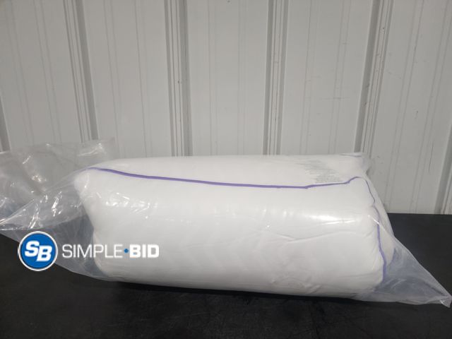 Lot 58-27233 - Set of (2) Bed Pillows - New