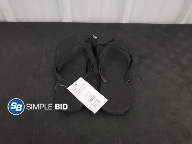 Lot 58-63764 - AV Flip Flops - Size 9-10 - Black