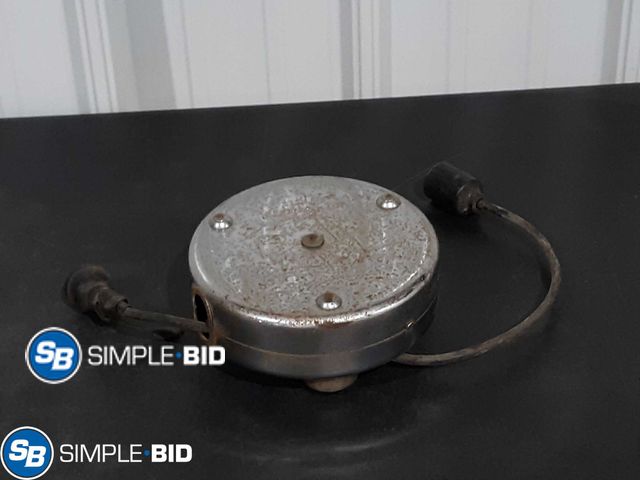 Lot 58-17861 - Retractable Electrical Extension Cord