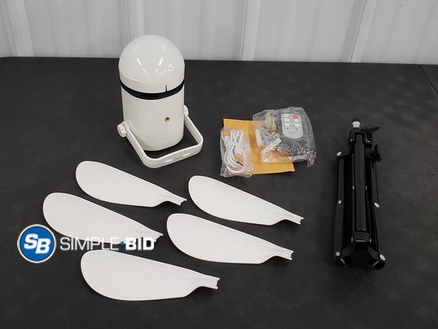 Lot 58-78022 - Strobe Light /Fan with Stand and remote