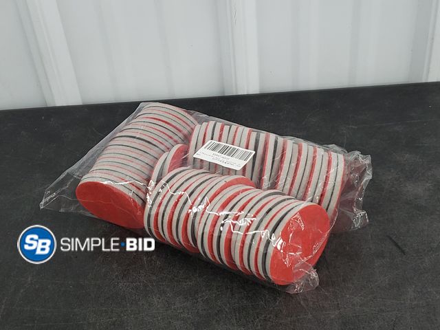 Lot 58-41866 - Lot of (48) 3" round Sanding Sponge 80-3000 Grit Sandpaper Assortment