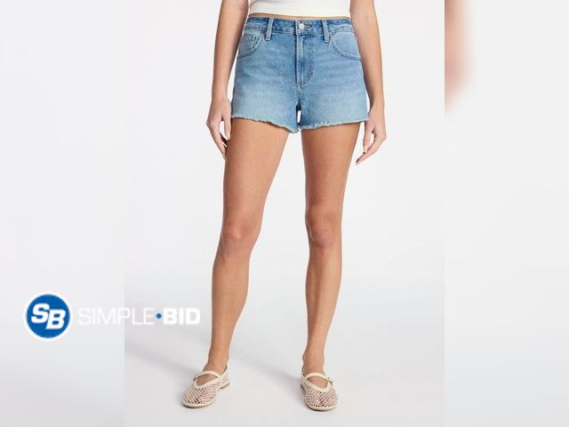 Lot 58-67849 - No Boundaries Mid-Rise Denim Shorts, 3" Inseam - Size 10 - NWT