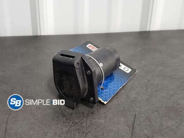 Lot 58-73676 - TOW Smart 7 Way 6-24 Volts - appears unused