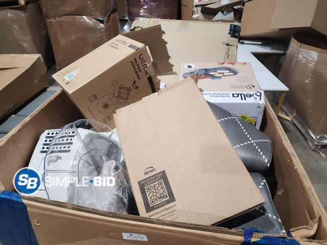 Lot 58-18078 - Gaylord Full of Unclaimed Merchandise - variety of items, and Conditions, some could be unused/Damag...