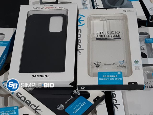 Lot 58-29146 - Large Lot of Various Cell Phone Cases - Samsung and Iphone